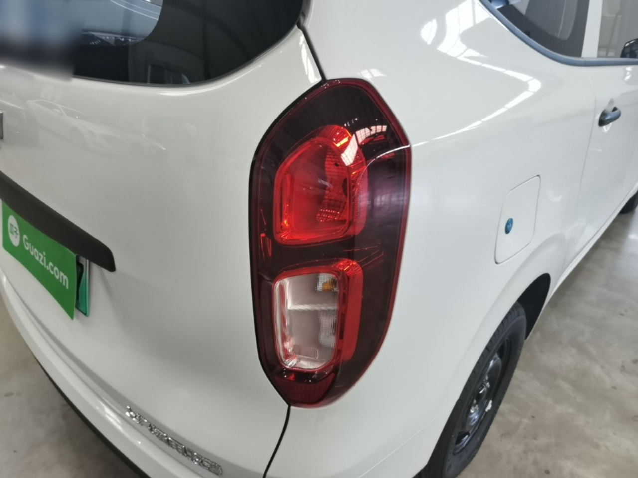 Wuling Hongguang EV 2025 EREV Hybrid 50KM Standard photo 2