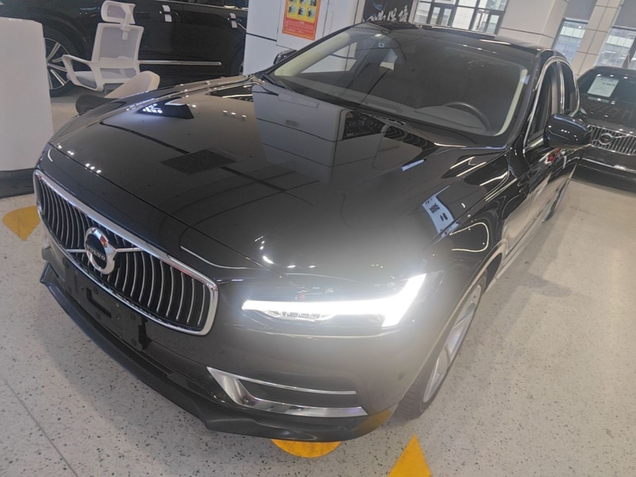 S90 2019 T5