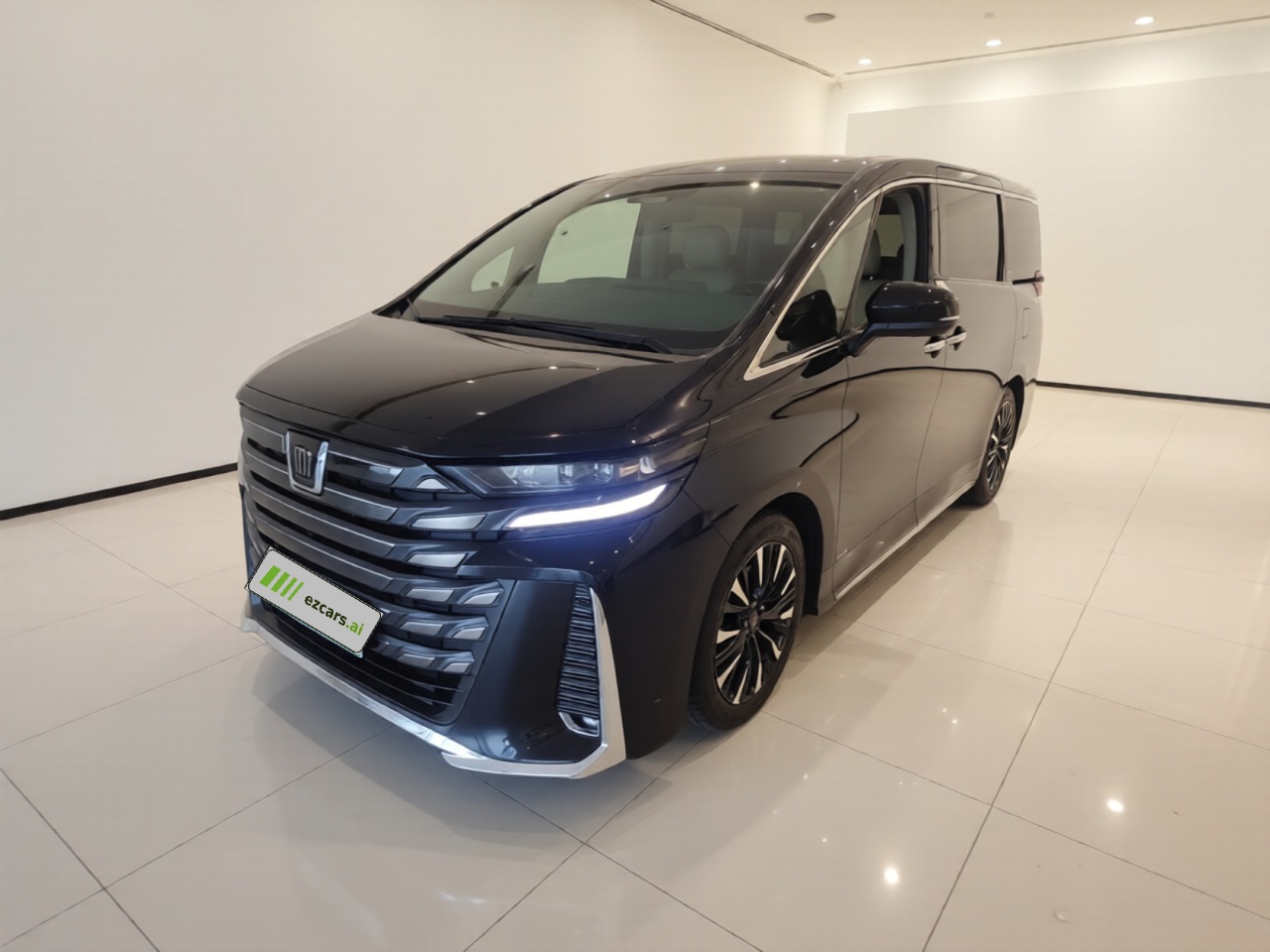 2024 Crown Hybrid 2.5L Supreme