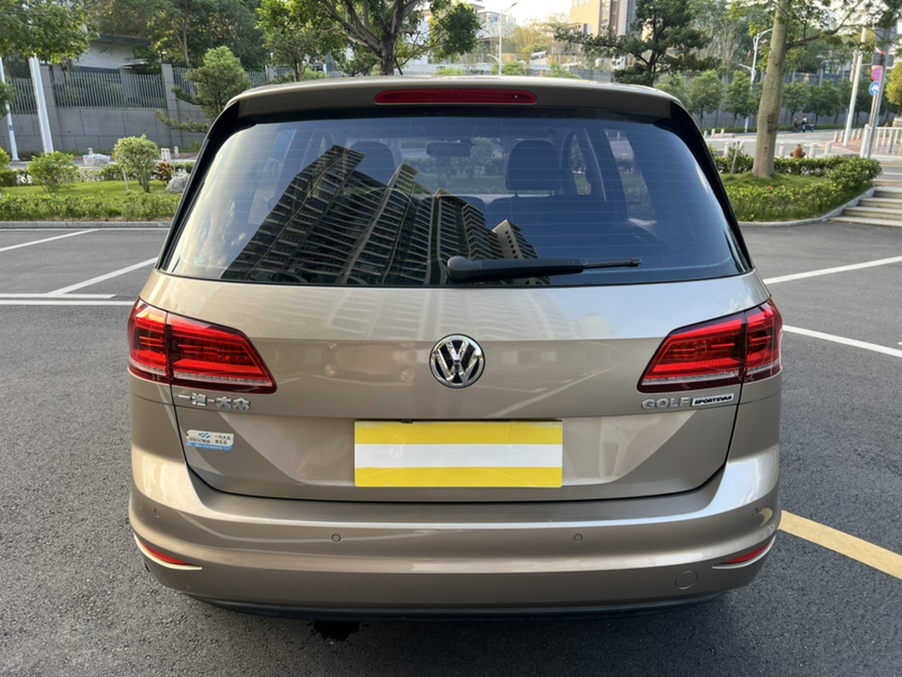 Golf 2016 1.6L AT Comfort photo 2