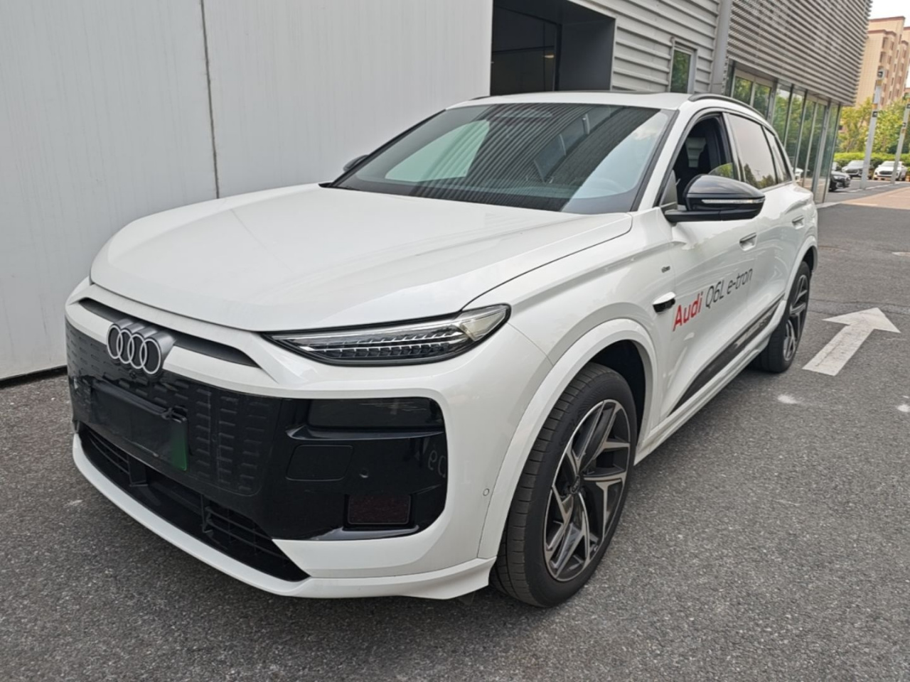 Q6L e-tron 2026 Pilot