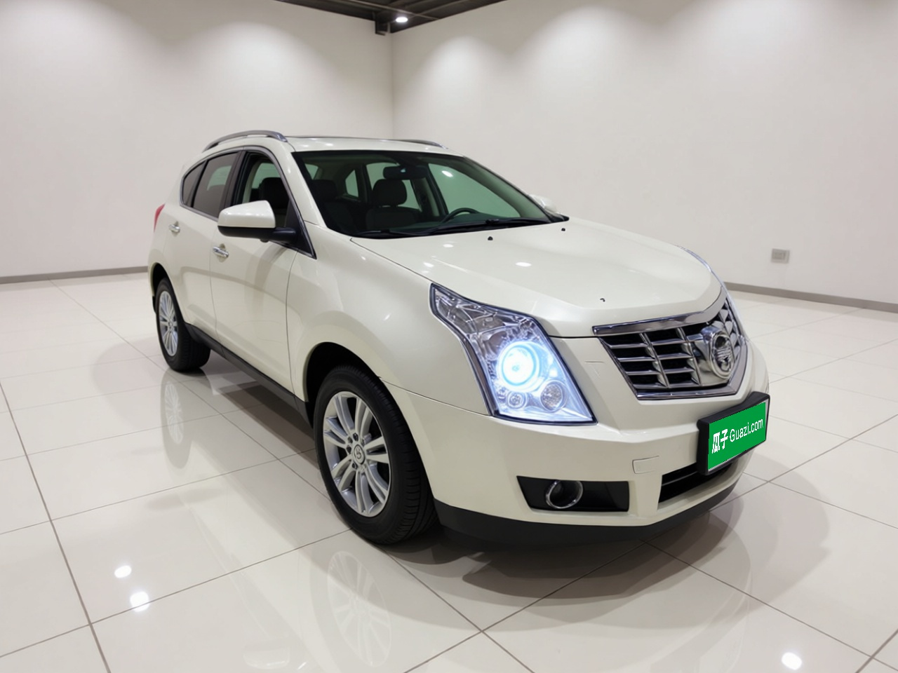SRX 2013 3.0L Luxury photo 3
