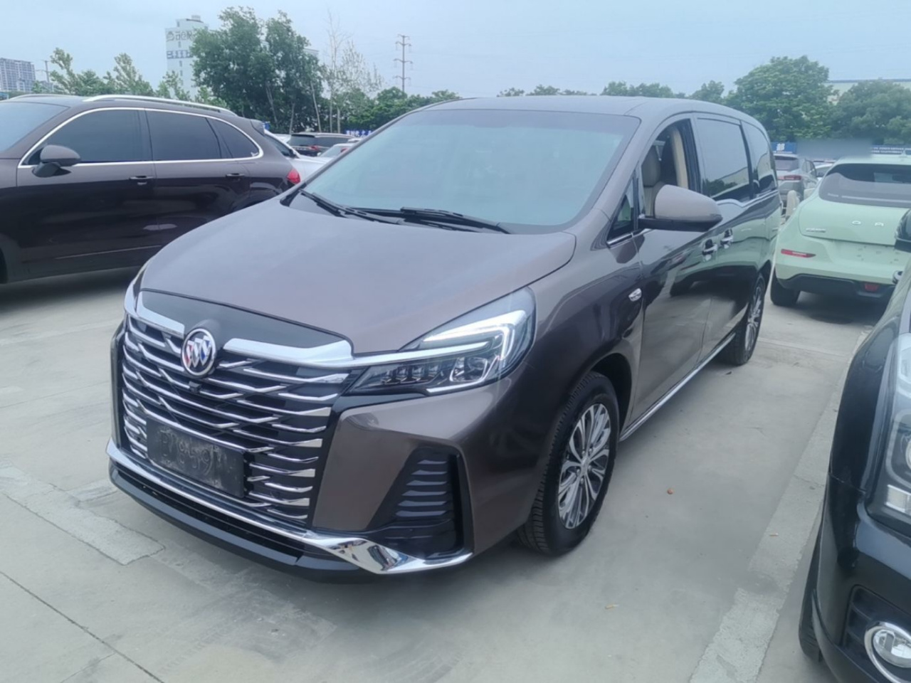 GL8 2023 Facelift Luxury