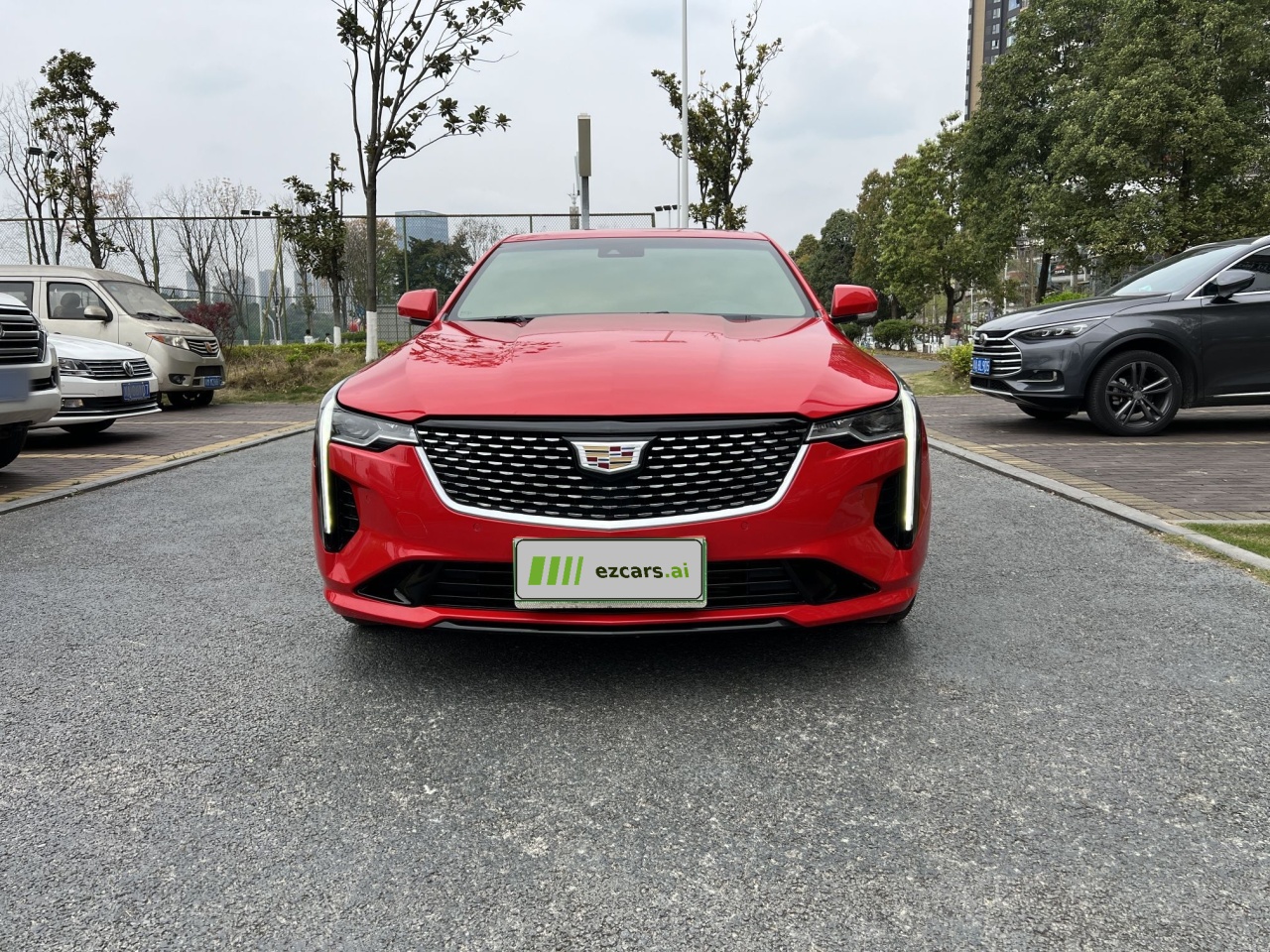 CT4 2022 28T Luxury