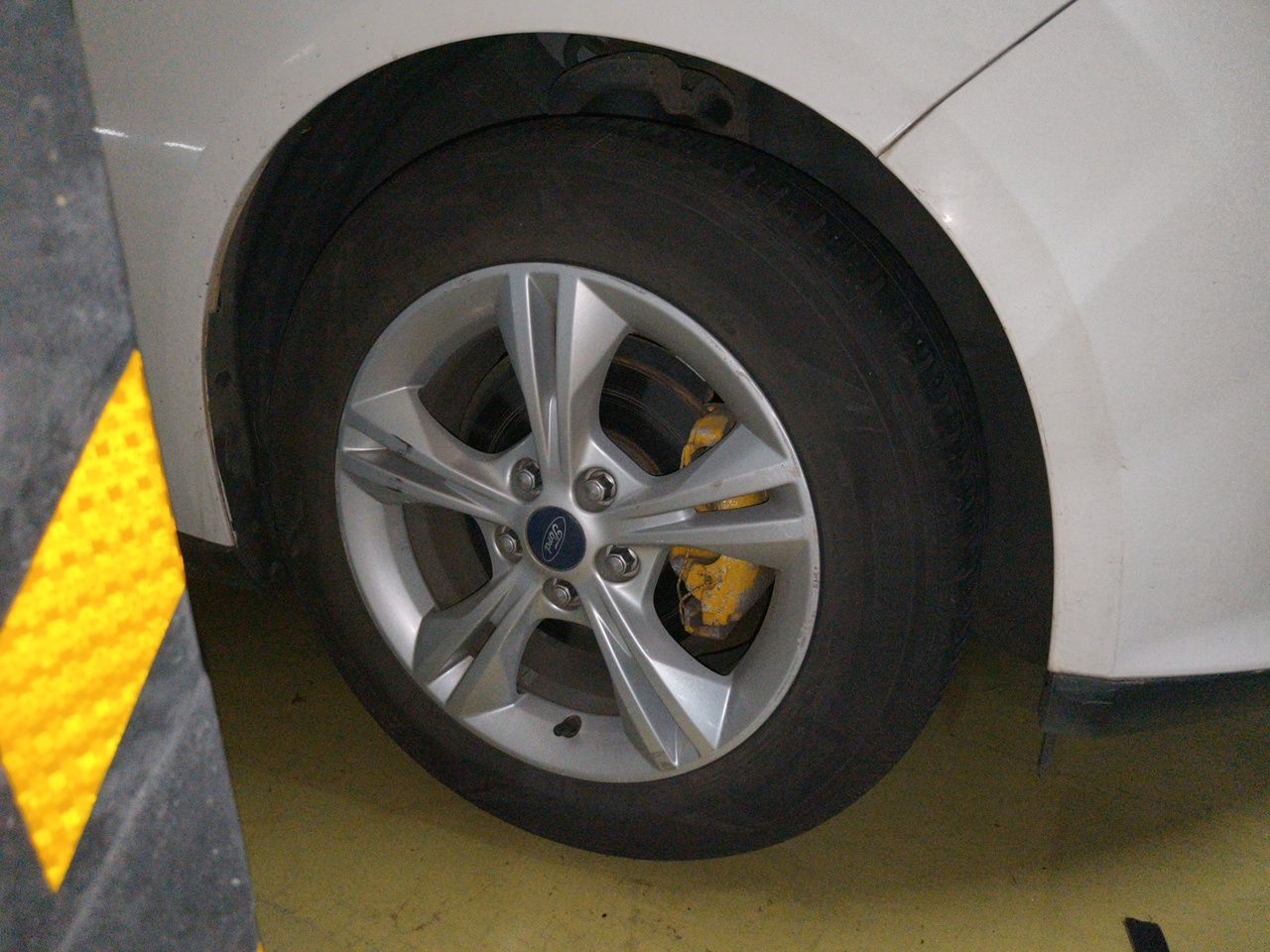 Focus 2012 Hatchback 1.6L AT photo 2