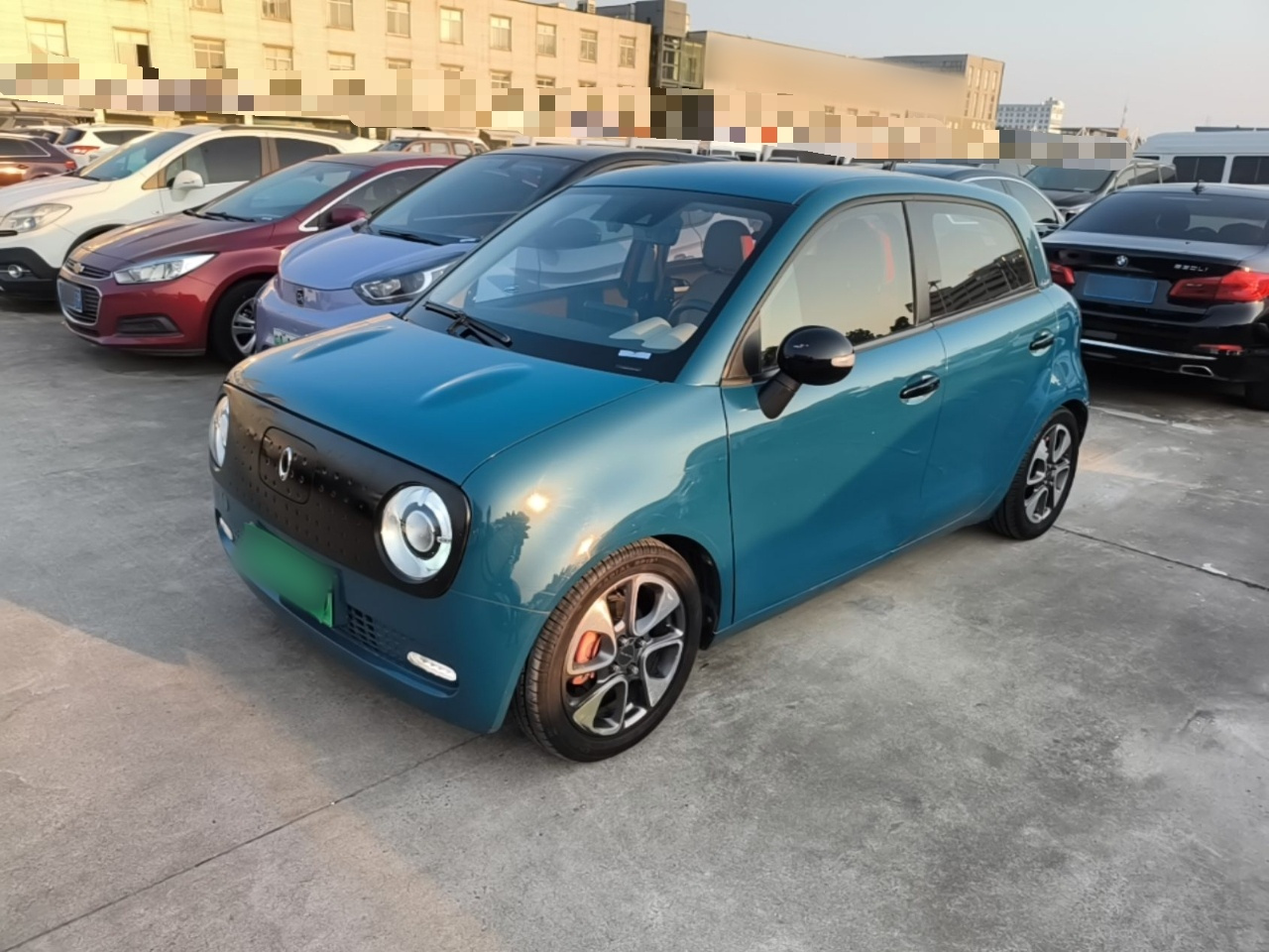 2021 351km Luxury