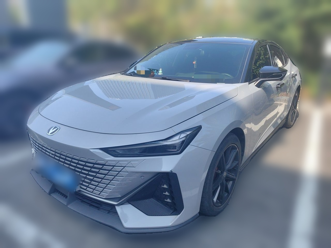UNI-V 2022 1.5T Premium