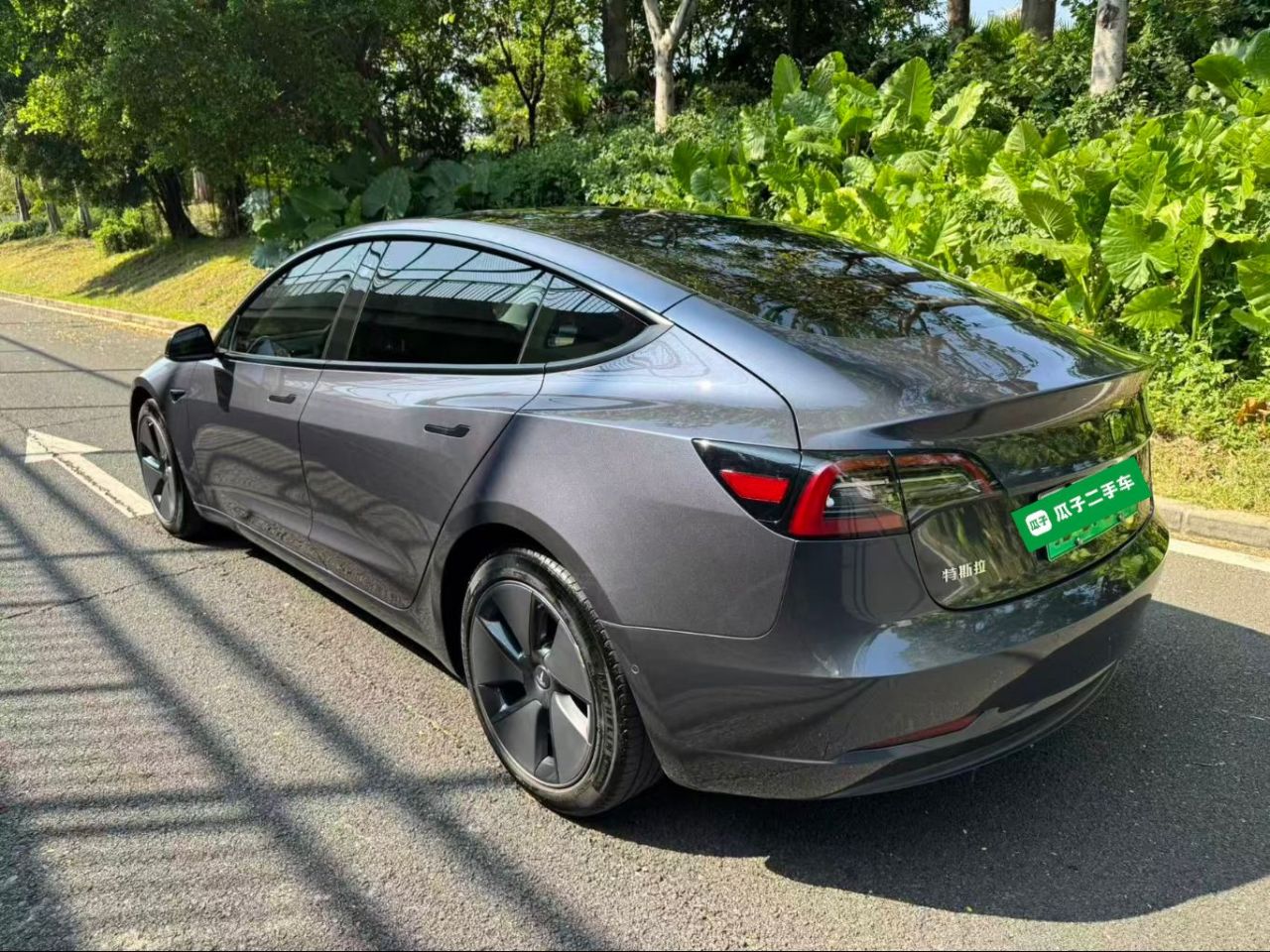 Model 3 2022 RWD photo 4