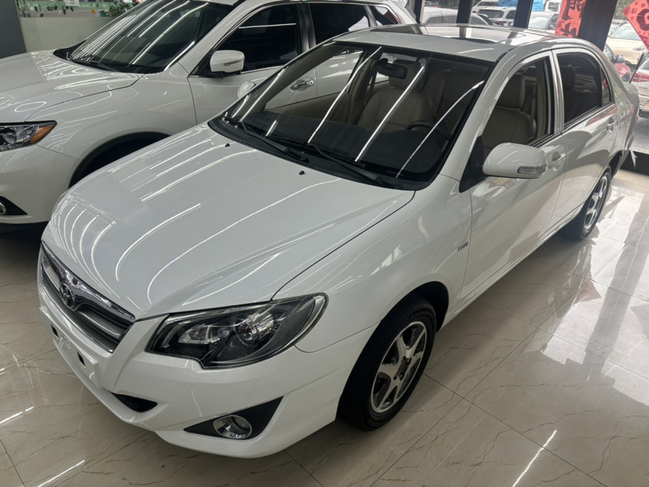 2013 1.6L AT Luxury