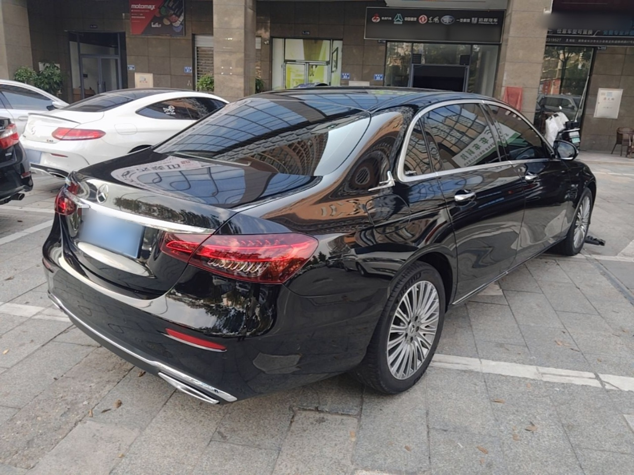E-Class 2022 Facelift E 300 L Luxury photo 4