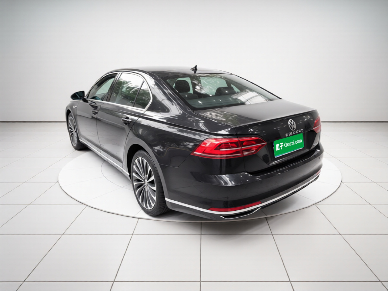 2021 380TSI Premium photo 4