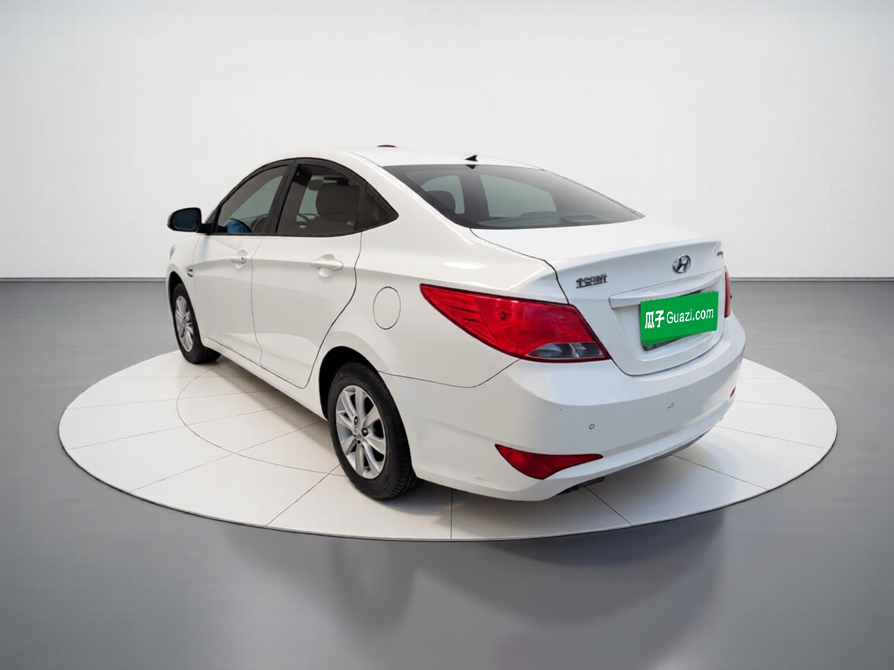 Verna 2014 1.4L MT Smart GLS photo 4