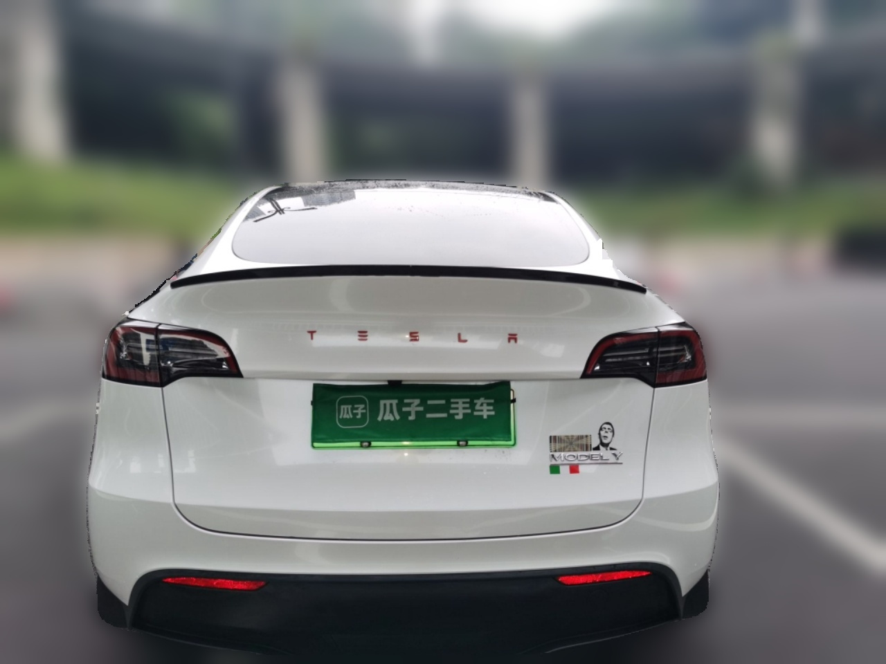 Model Y 2024 RWD photo 5
