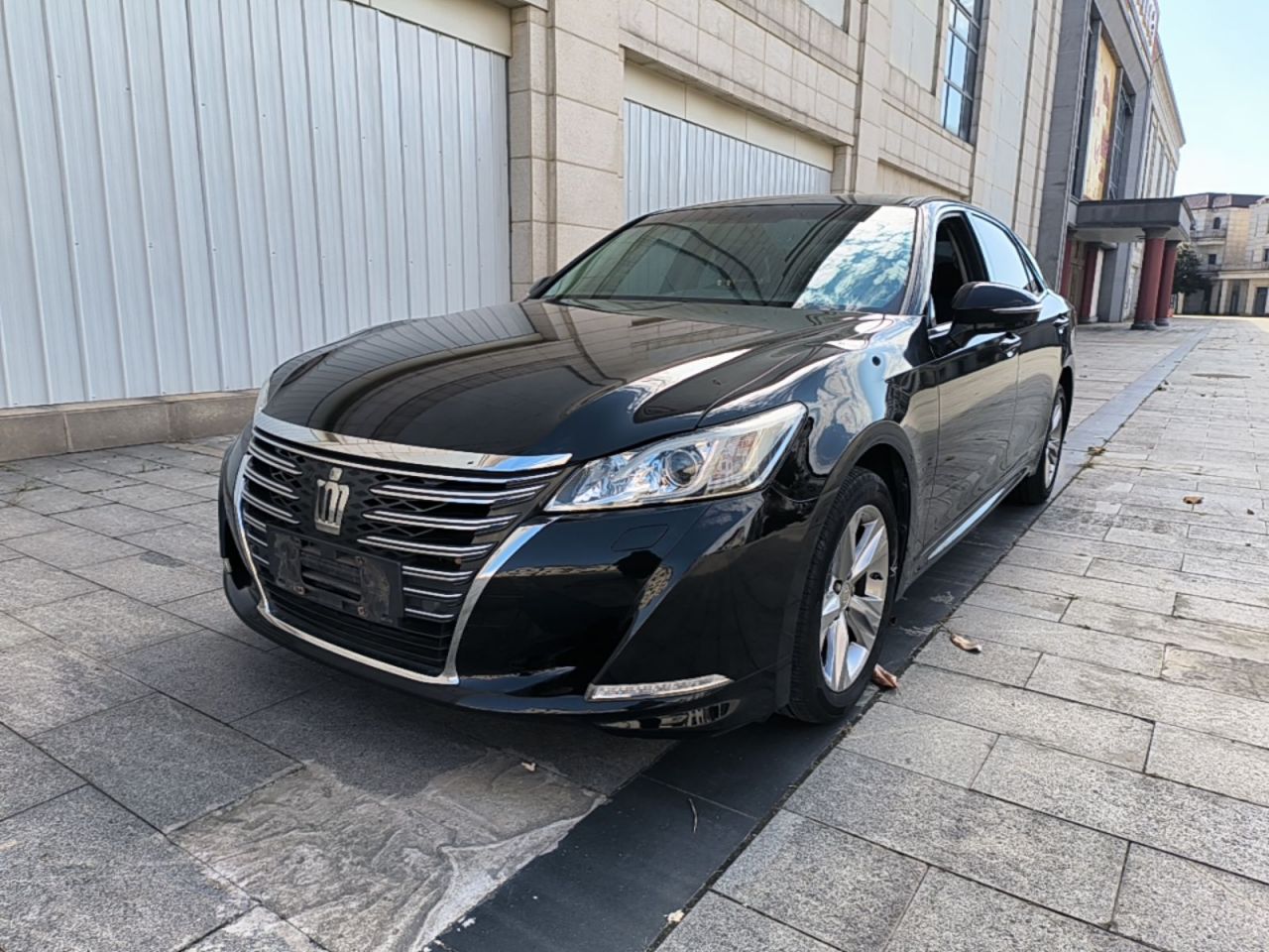 Crown 2015 2.0T