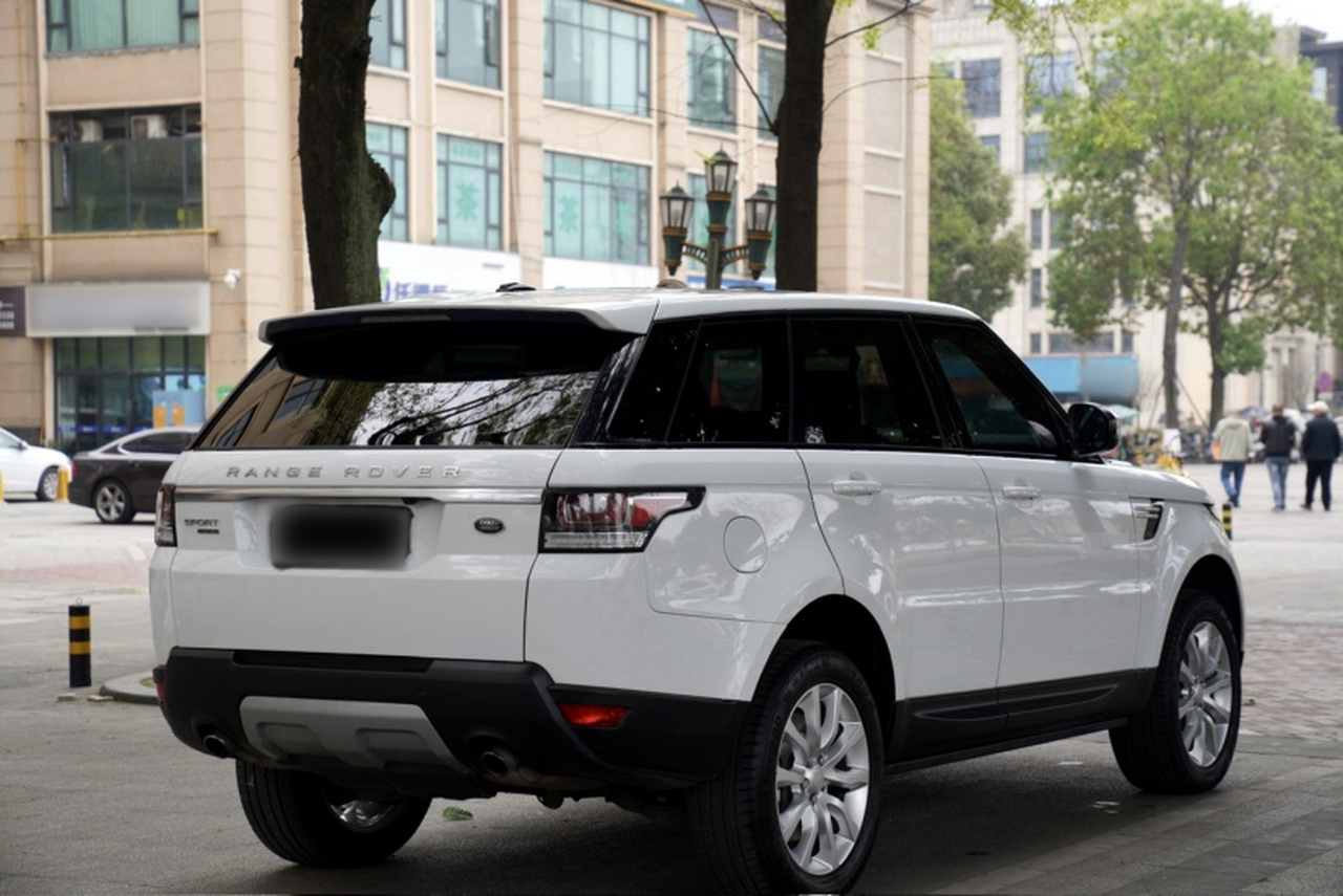 Range Rover Sport 2015 3.0 SDV6 HSE photo 2