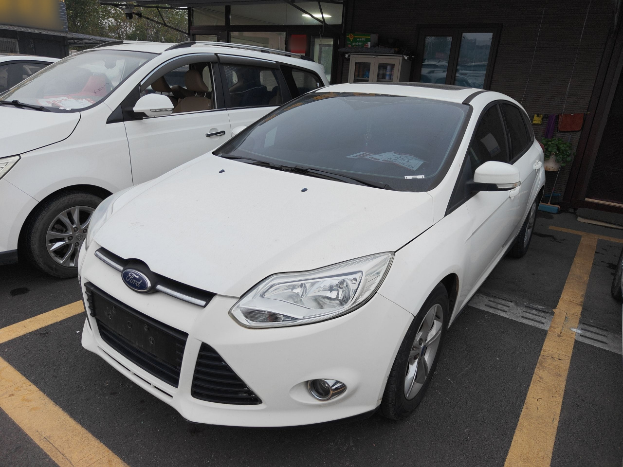 Focus 2012 Hatchback 1.6L AT