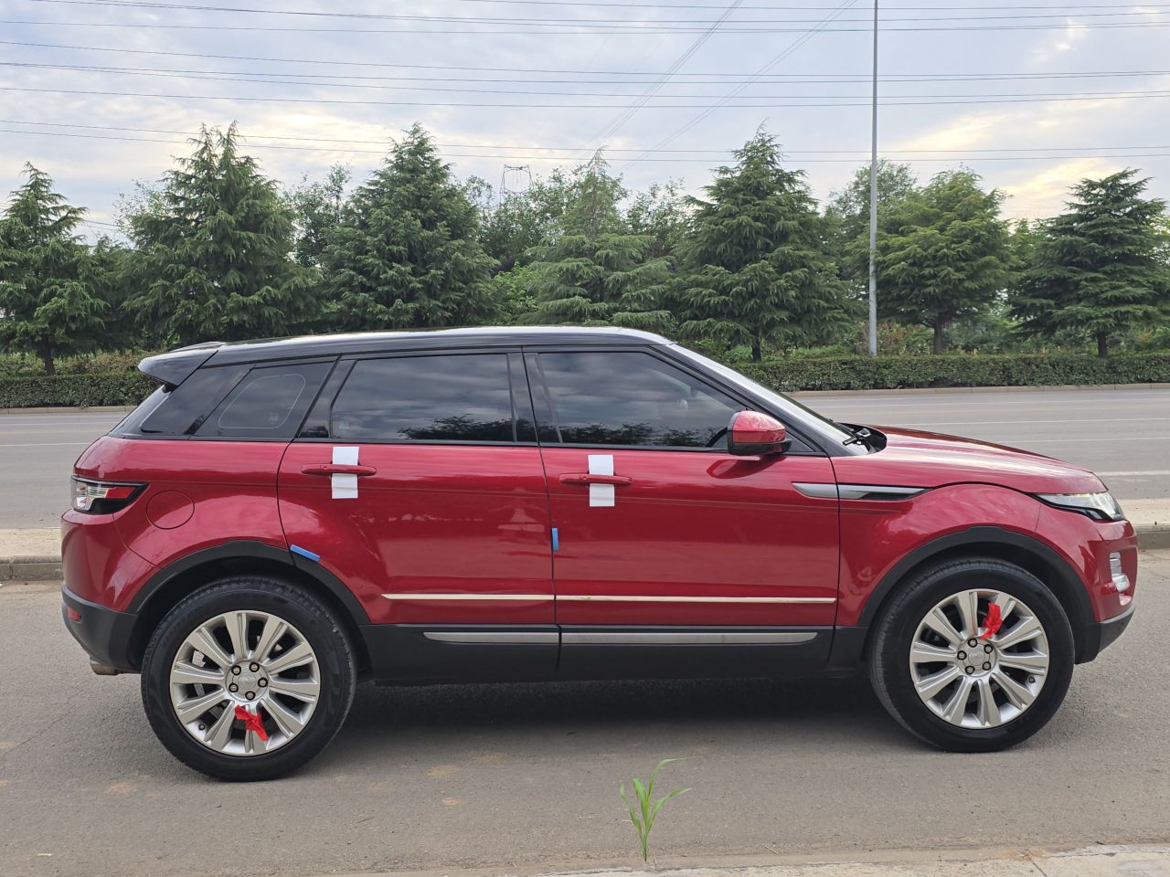 Range Rover Evoque 2015 2.0T 5-Door photo 4