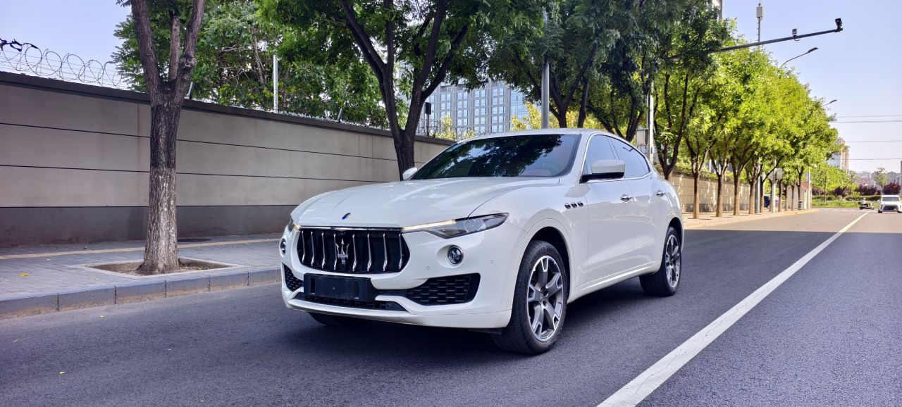 Levante 2016 3.0T Standard