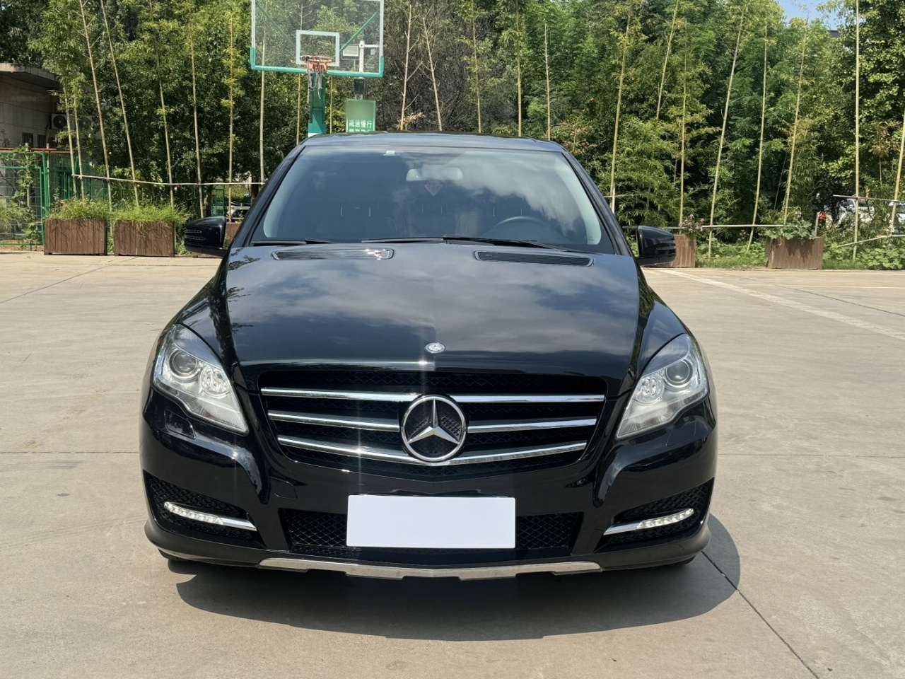 R-Class 2017 R 320 4MATIC Business Edition photo 2