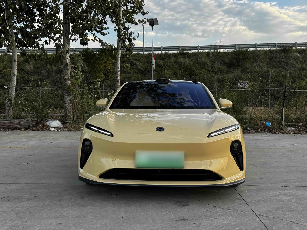 ET5 2022 75kWh photo 3