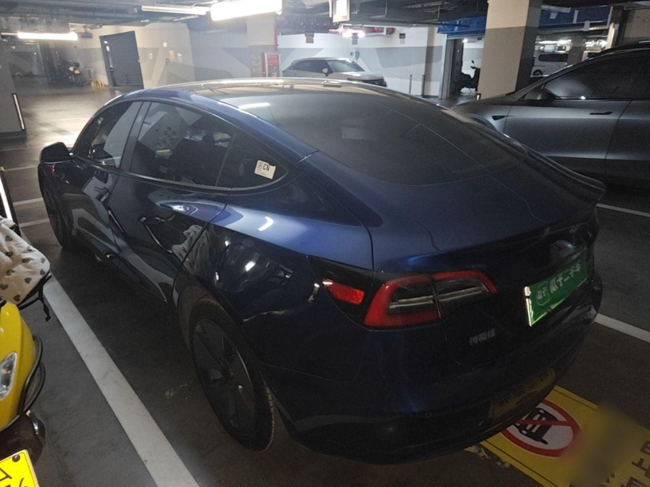 Model 3 2022 RWD photo 4