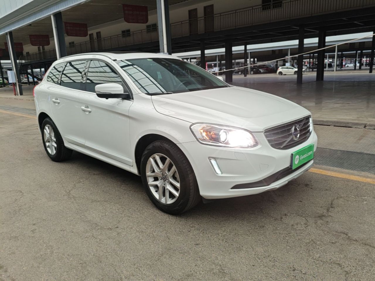 XC60 2017 T5 photo 3