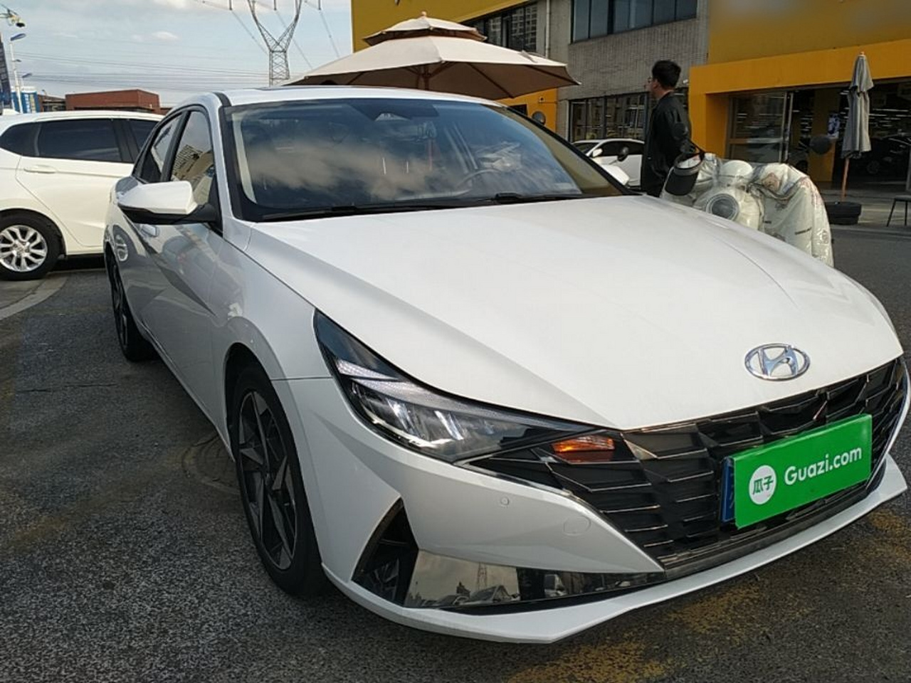 Elantra 2022 1.5L CVT LUX Premium photo 5