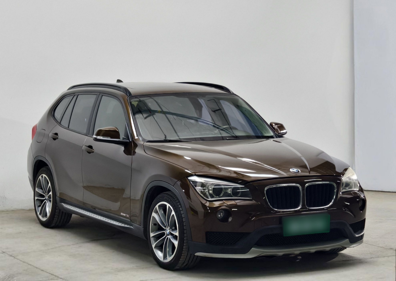 X1 2015 sDrive18i Leading photo 3