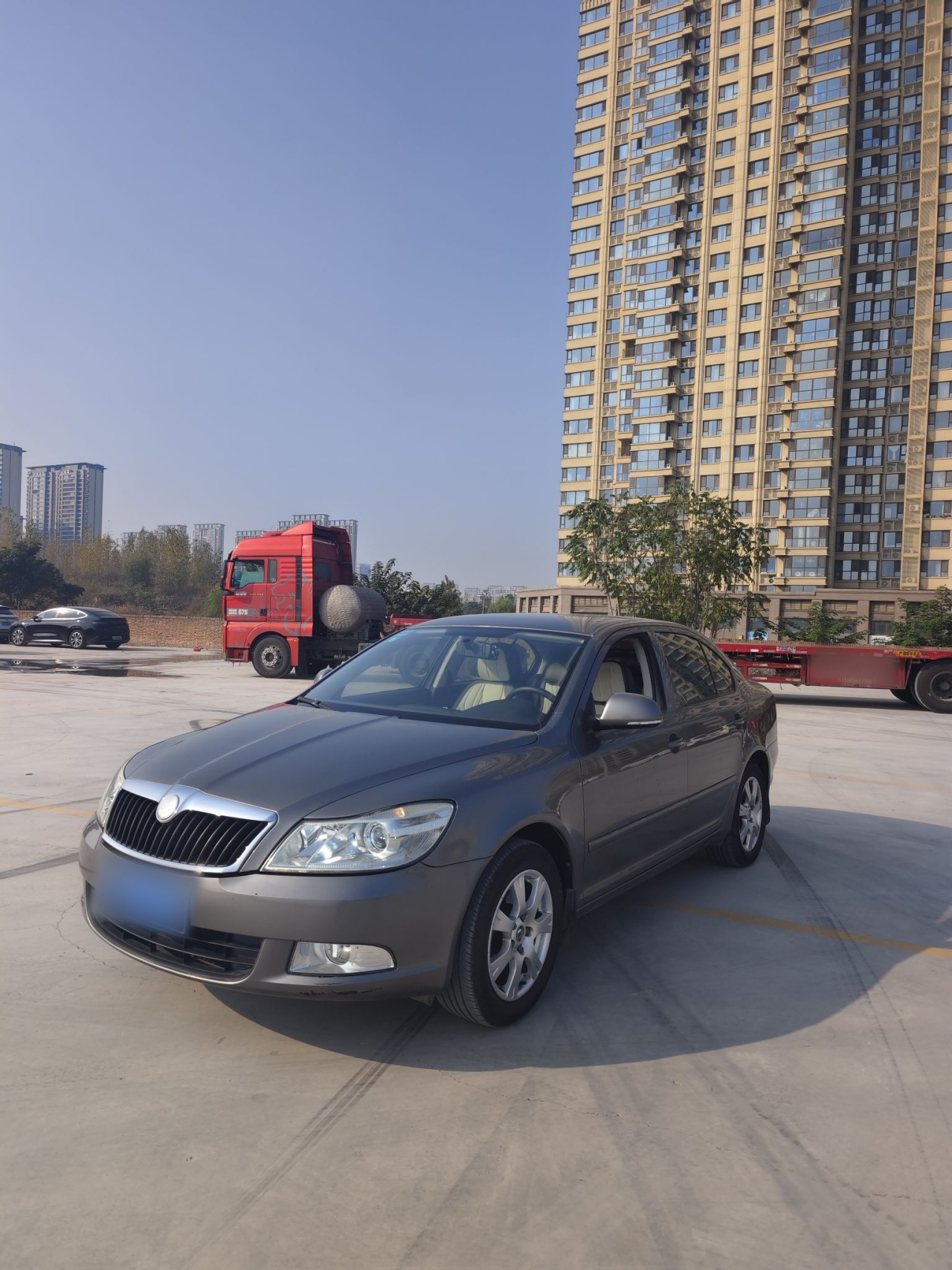 Octavia 2013 1.6L AT
