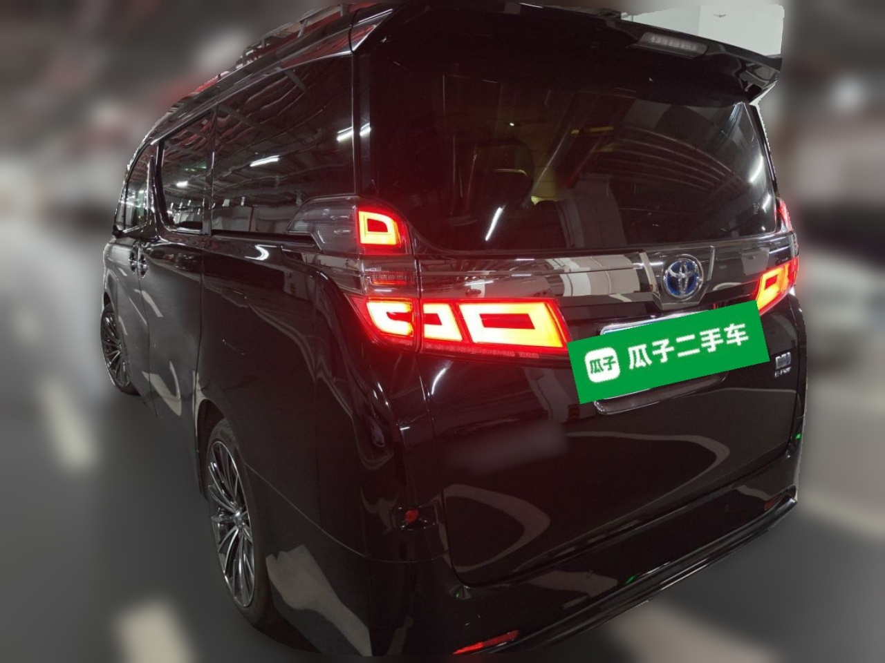 Alphard 2019 Hybrid 2.5L Luxury photo 4