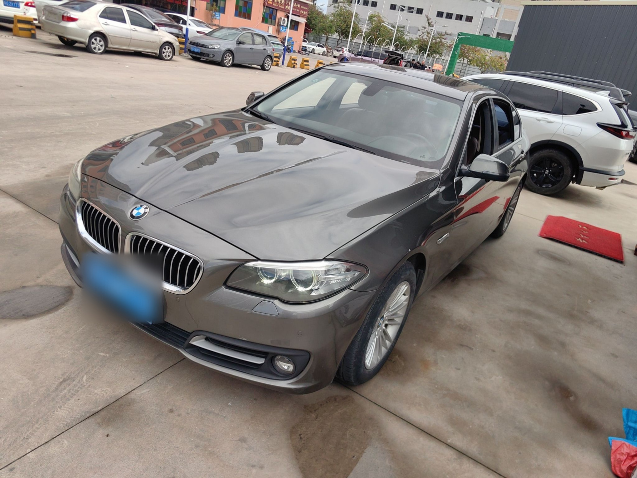 5 Series 2014 525Li Leading