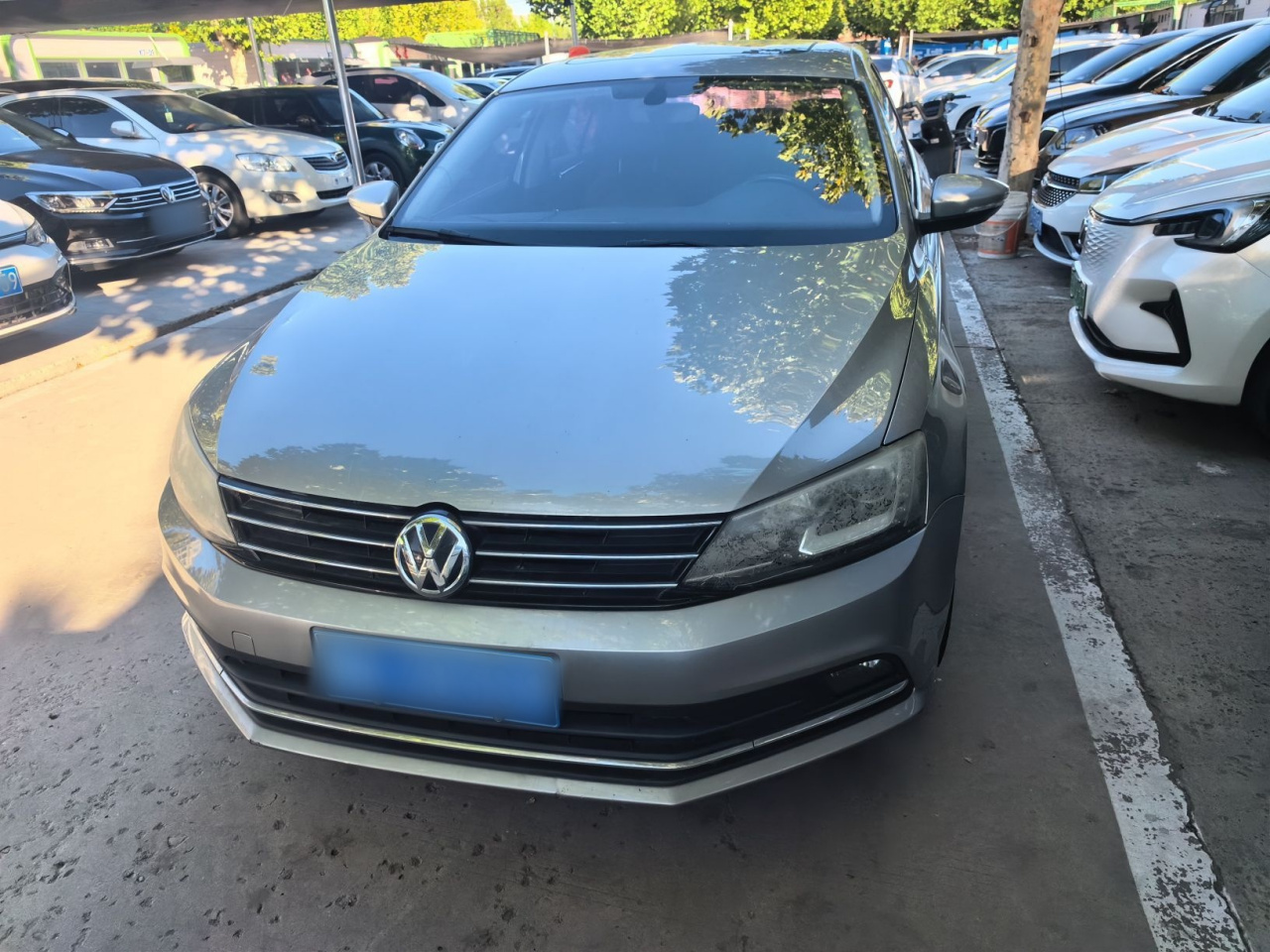 Sagitar 2018 180TSI DSG Exclusive photo 3