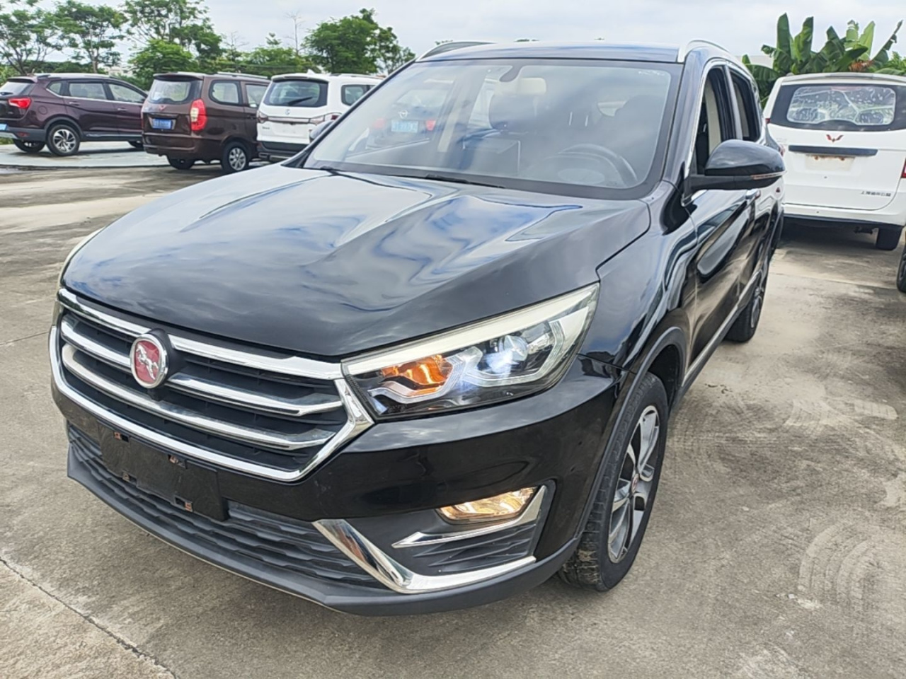 Hanteng X5 2018 1.5L MT Elite