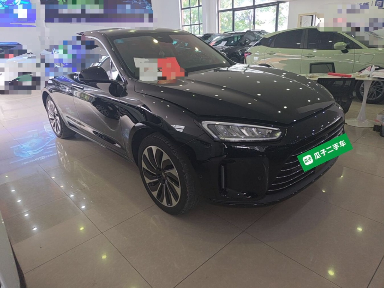HIMA AITO M5 2022 EREV AWD Performance photo 3