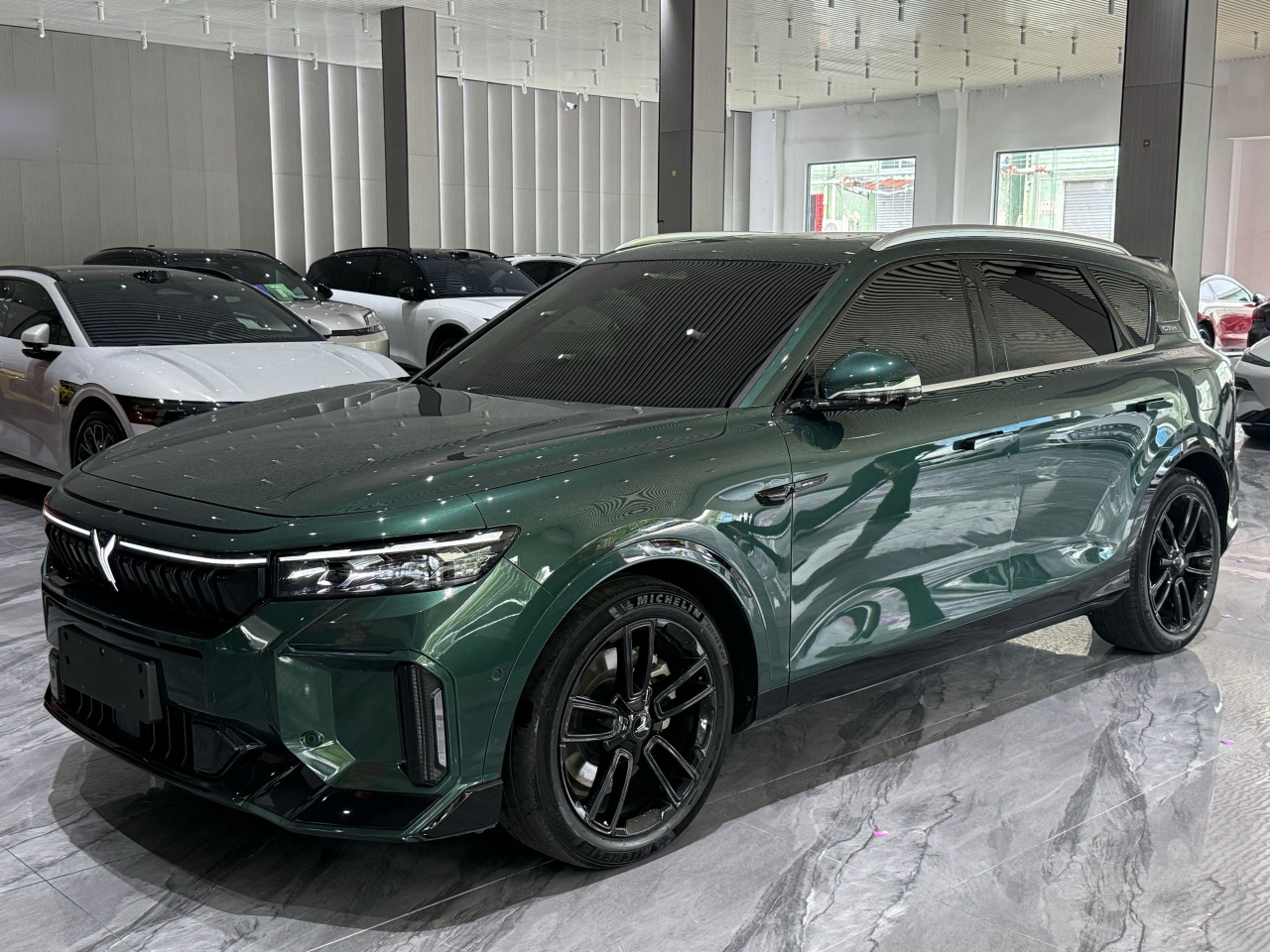 Voyah FREE 2024 Extended Range ADAS photo 2