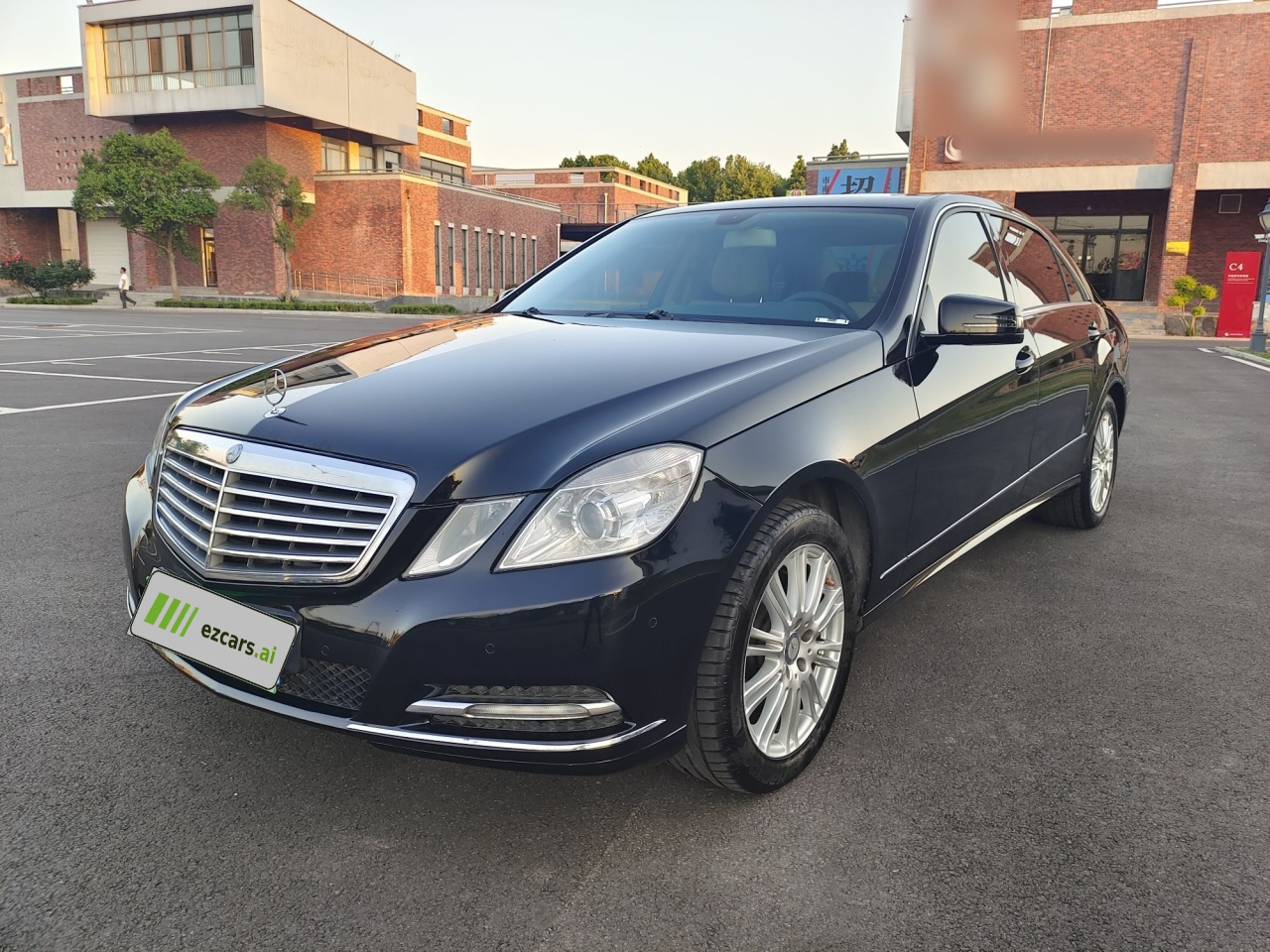 E-Class 2013 E 260 L CGI