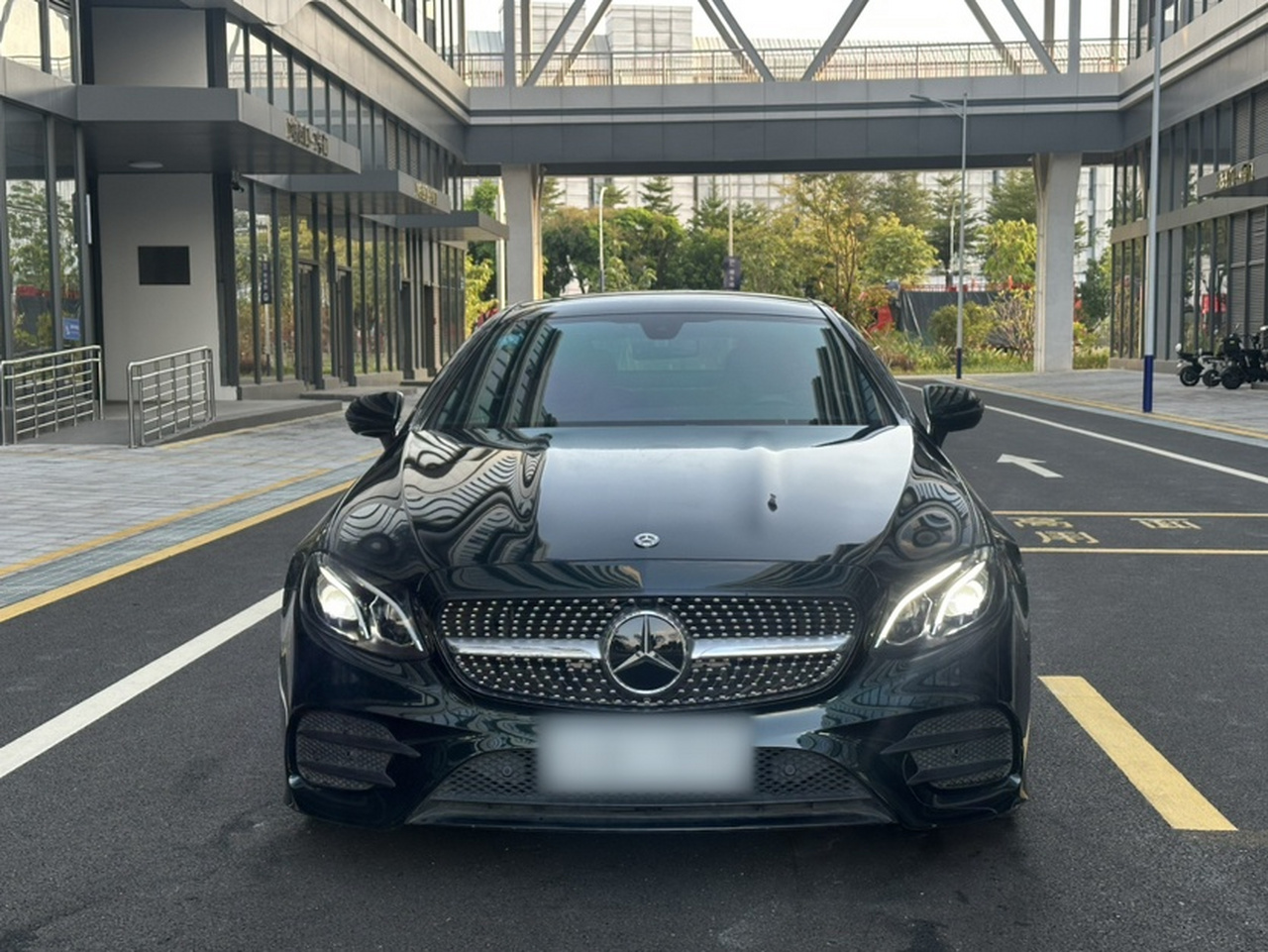 E-Class Imported 2019 E 200 Coupe photo 5