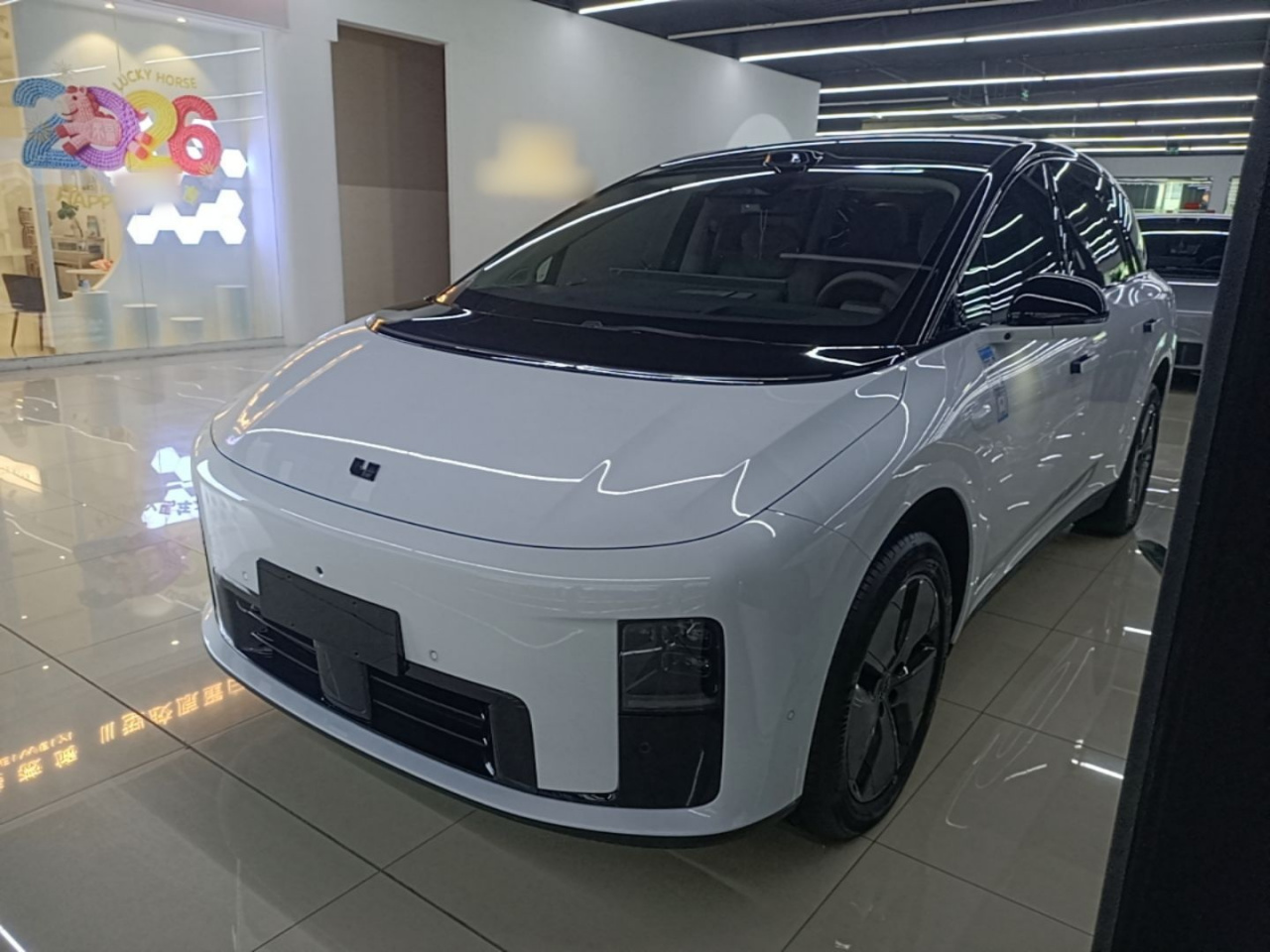 Li Auto i8 2025 Standard