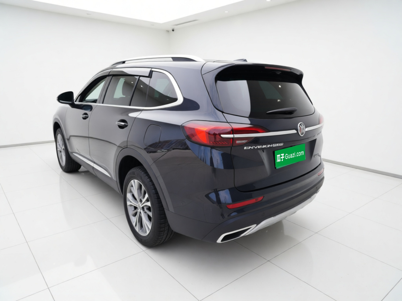 2022 Envision Plus 652T 5-Seater Luxury photo 4