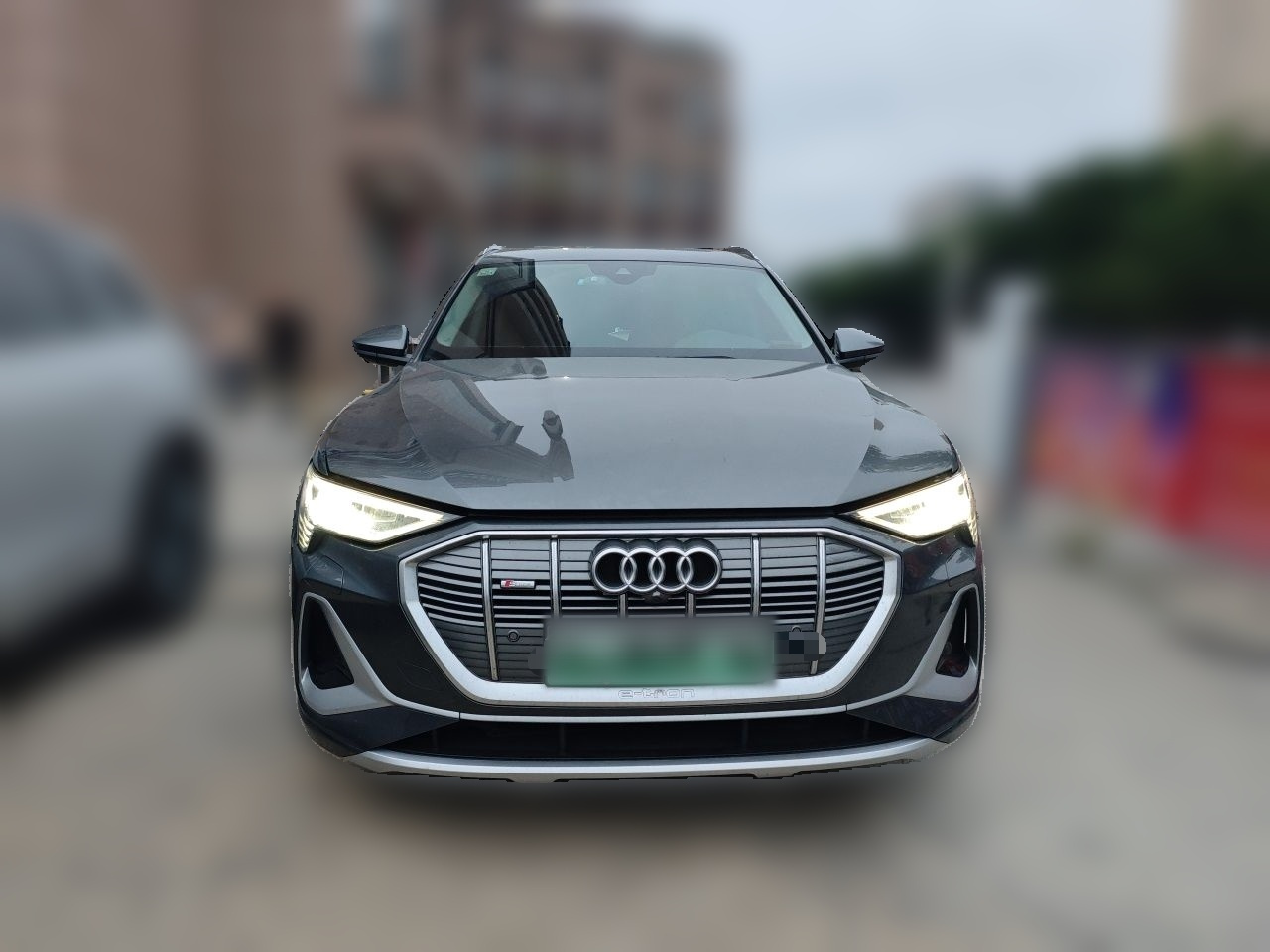 e-tron 2021 50 quattro photo 2