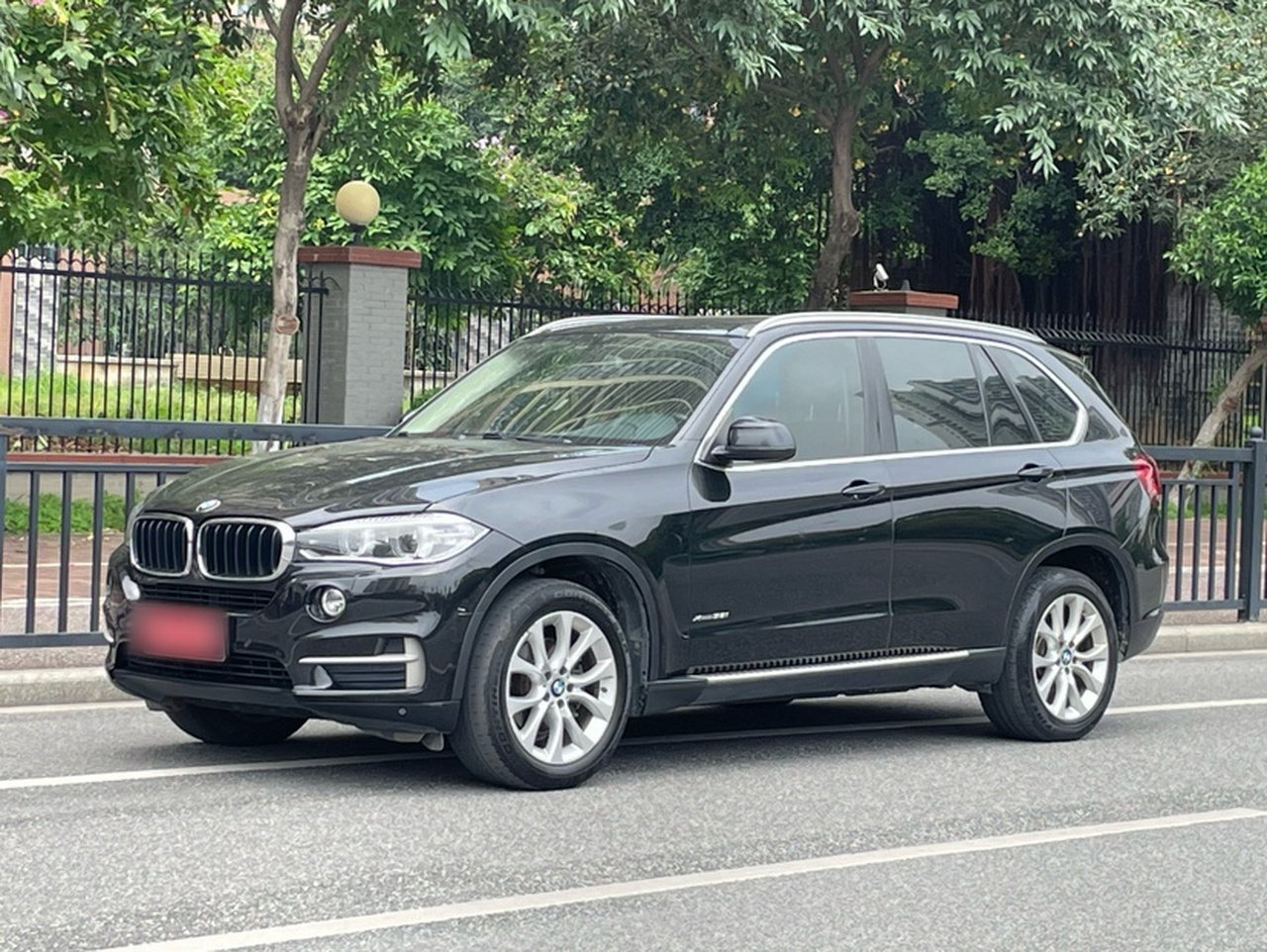 X5 Imported 2014 xDrive35i Leading