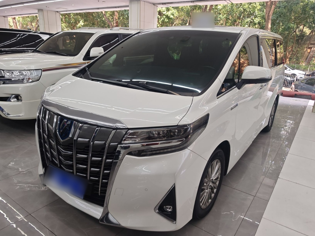 Alphard Hybrid 2.5L Premium