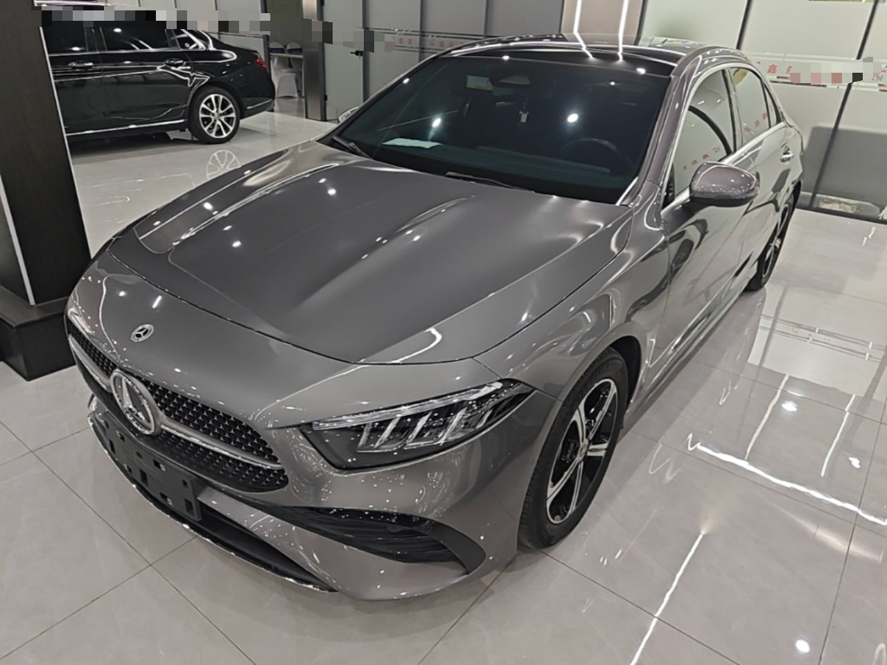 A-Class 2023 A 200 L Fashion
