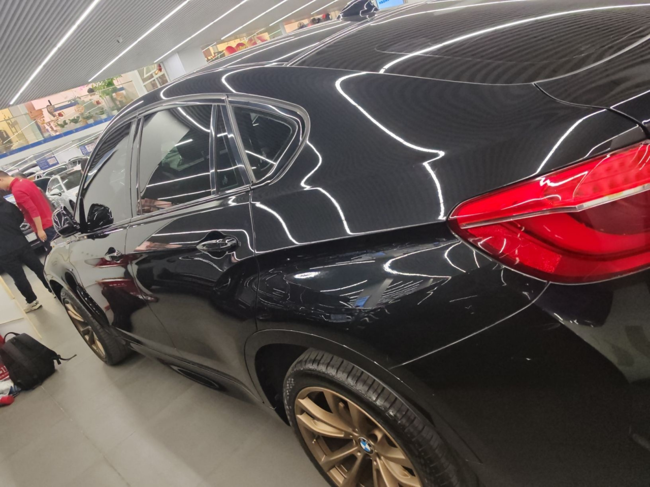 X6 2019 xDrive35i M Sport Package photo 2