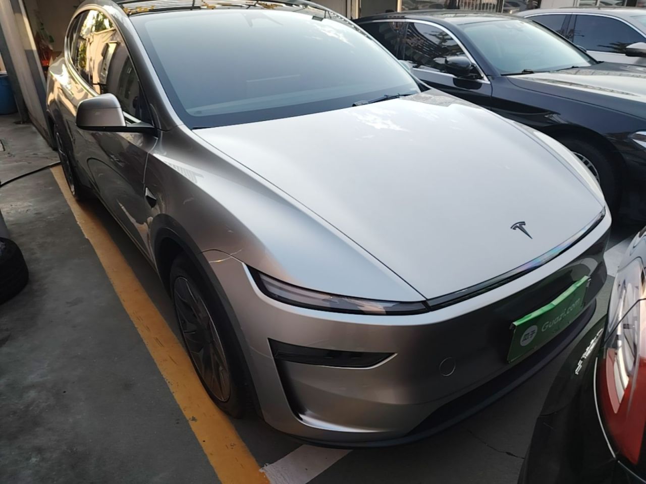 Model Y L 2025 Long Range AWD photo 5