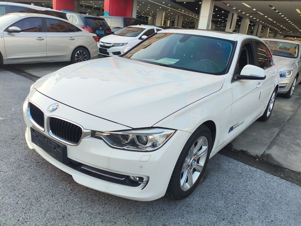 3 Series 2015 328Li Fashion