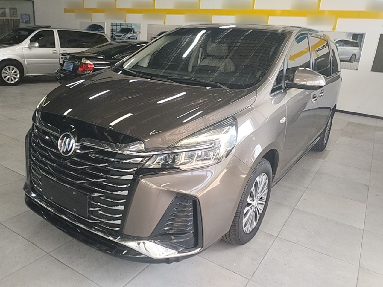 GL8 2023 652T Luxury