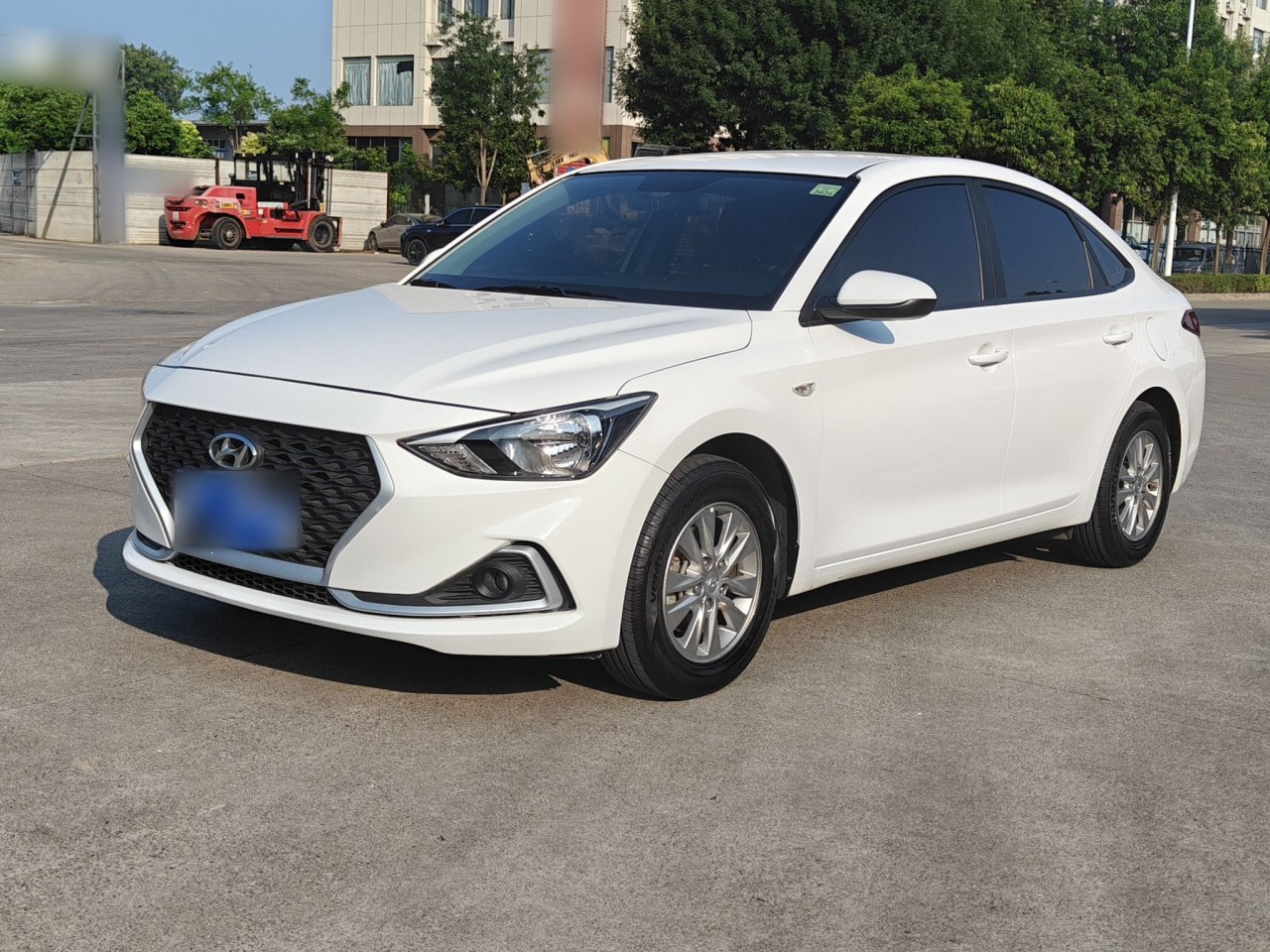 Dynamic 2018 1.6L AT GL China VI photo 4