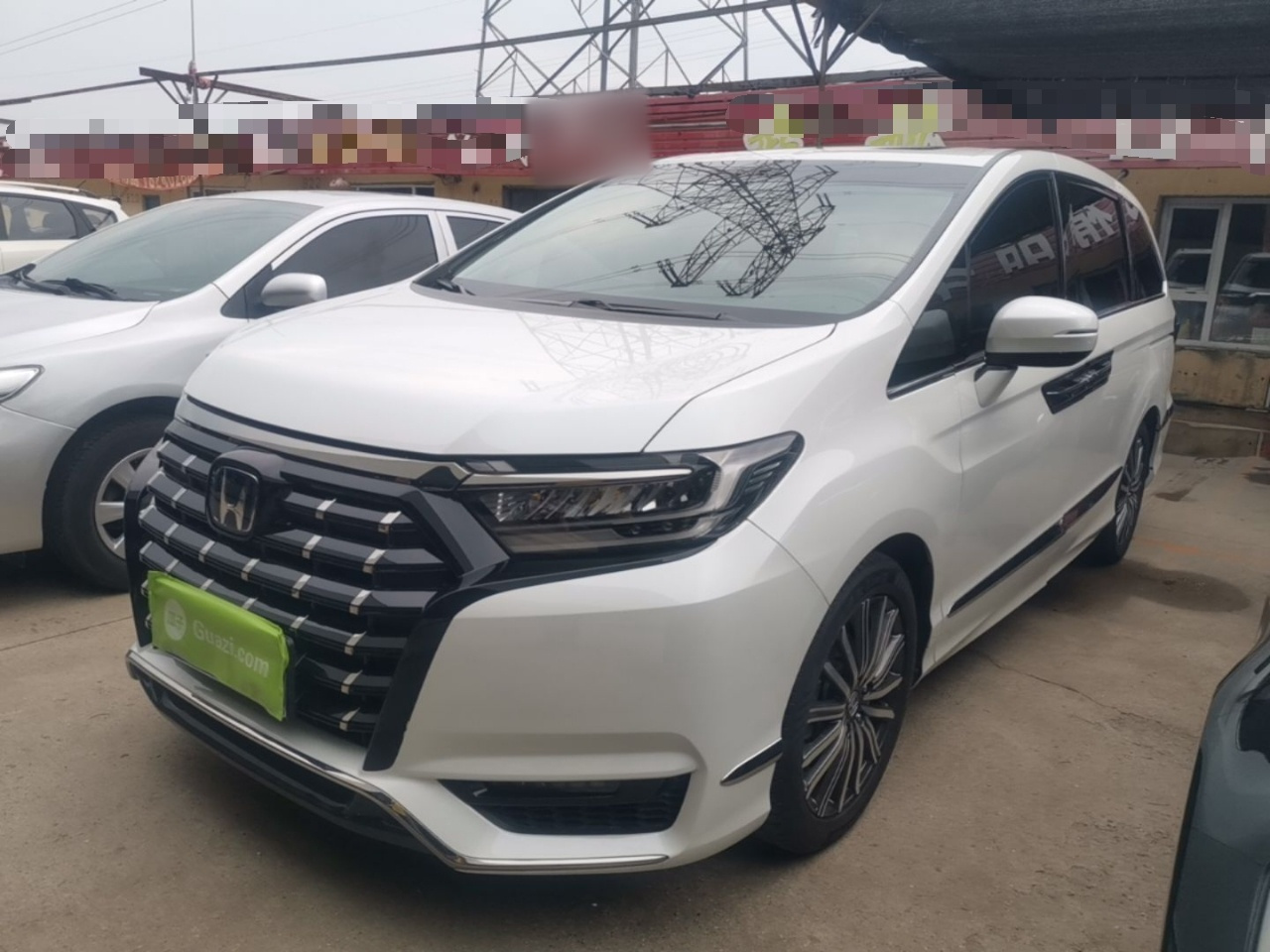Elysion 2022 2.0L e:HEV Luxury