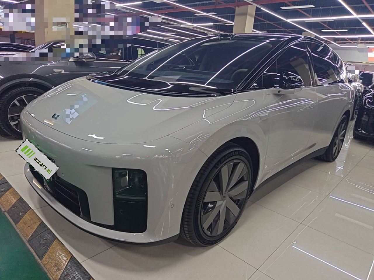 Li Auto i8 2025 Standard